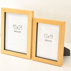 Portarretrato de Madera interior Negro -  con pie/corbata